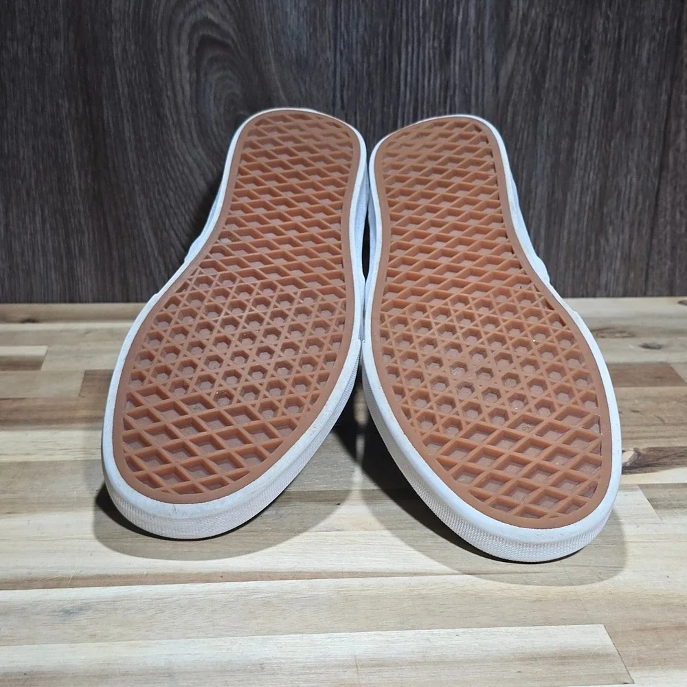 Vans Classic Perforated Leather Slip On Shoes‎ Women's 7.5 Black White